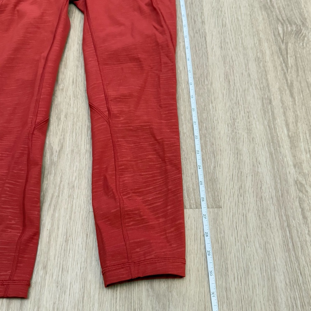 Like New Size 4 Lululemon Time To Sweat Crop Stride Embossed Cayenne Rust - Picture 7 of 12